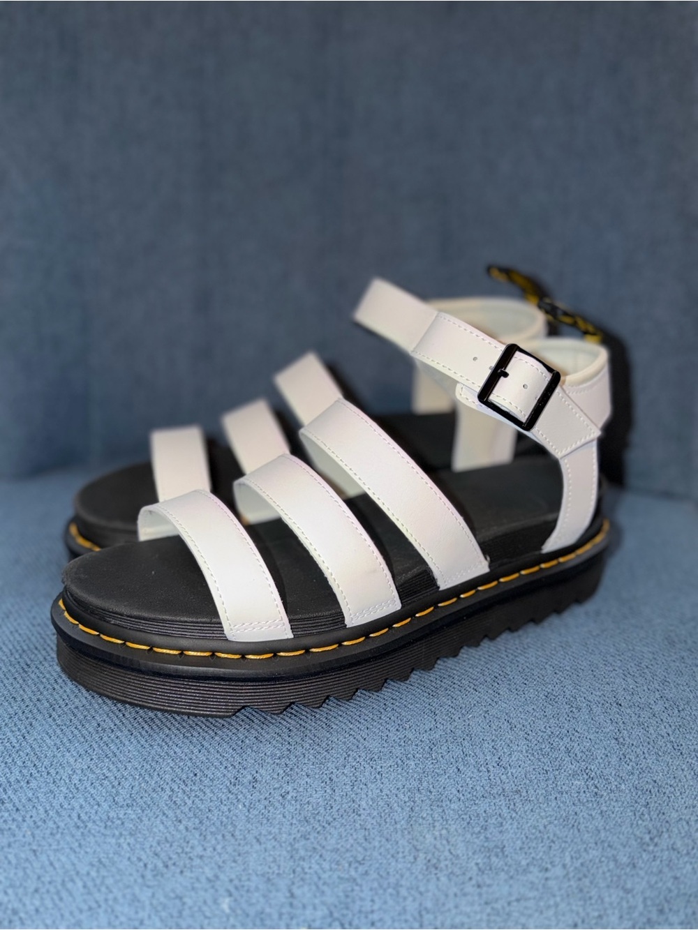 Dr. Martens Blaire white platform sandals size 10 - Picture 5 of 7